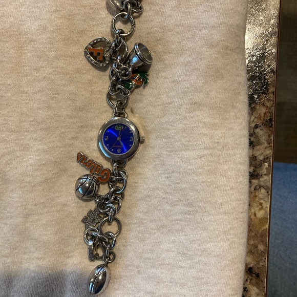 Womens Florida Gator Charm Bracelet Watch - Picture 1 of 6